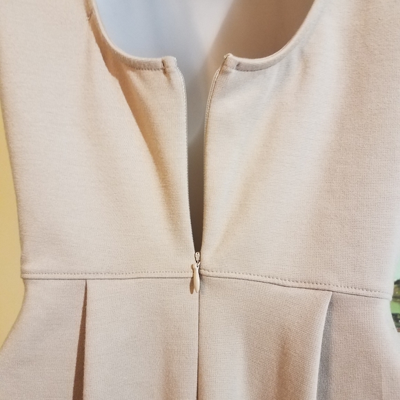 Nude bow dress l7 - Picture 6 of 11